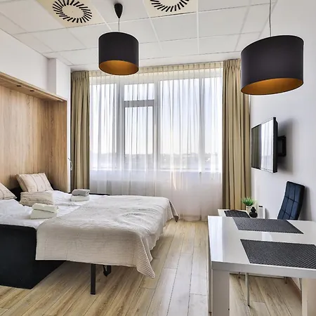 Aleje Jerozolimskie 216 By Perfect Warsaw