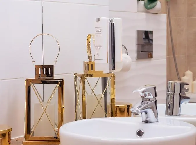 Aleje Jerozolimskie 216 By Perfect *