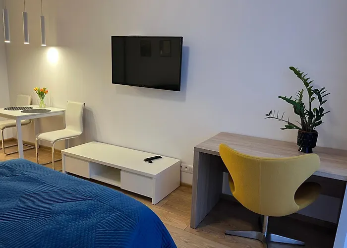 Aleje Jerozolimskie 216 By Perfect Warschau