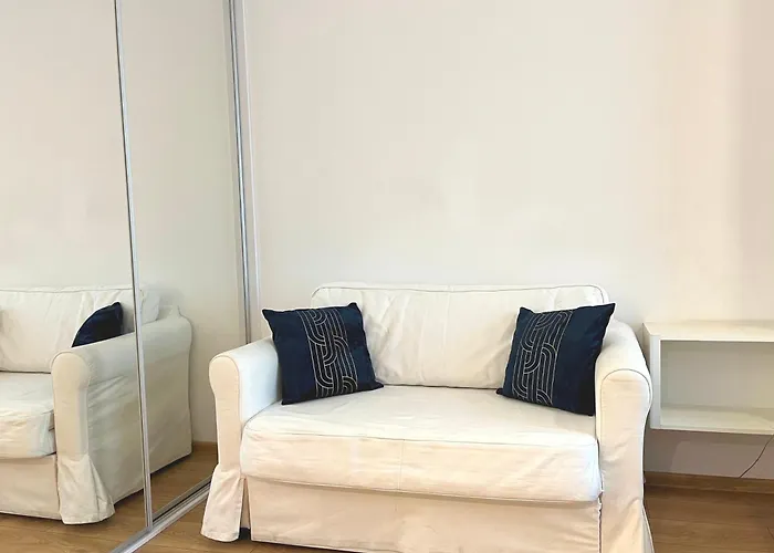 Aleje Jerozolimskie 216 By Perfect * Warschau