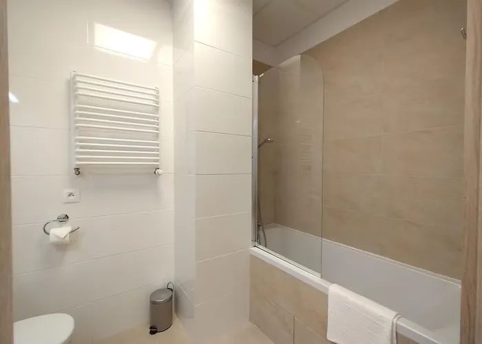 Aleje Jerozolimskie 216 By Perfect * Warschau