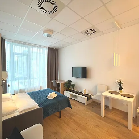 Aleje Jerozolimskie 216 By Perfect * ורשה