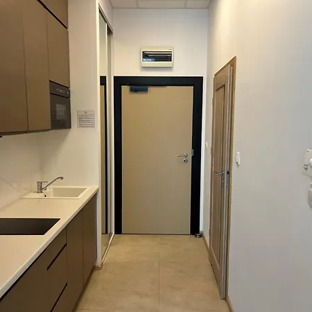 Aleje Jerozolimskie 216 By Perfect ורשה