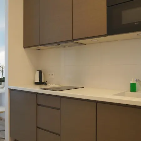 Aleje Jerozolimskie 216 By Perfect