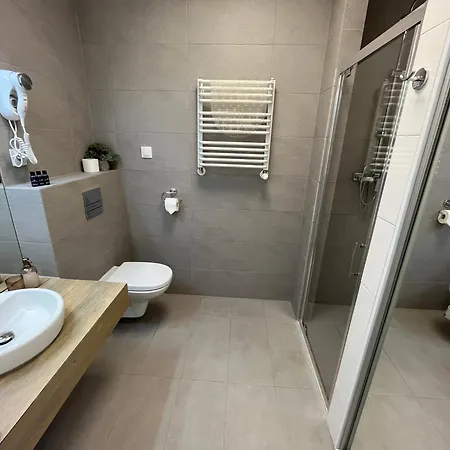 Aleje Jerozolimskie 216 By Perfect * ורשה